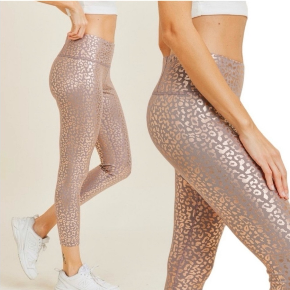 Kimberly C Rose Gold Foil Metallic Leopard Print Leggings NWOT Size M